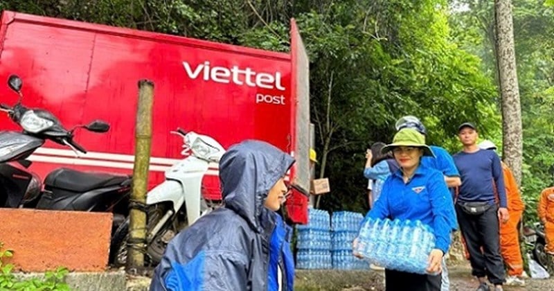 Nỗ lực không để mưa lũ làm gián đoạn hoạt động vận chuyển