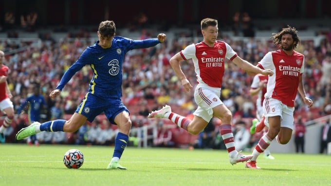 Havertz dứt điểm trong một trận derby London giữa Chelsea với Arsenal. Ảnh: chelseafc.com