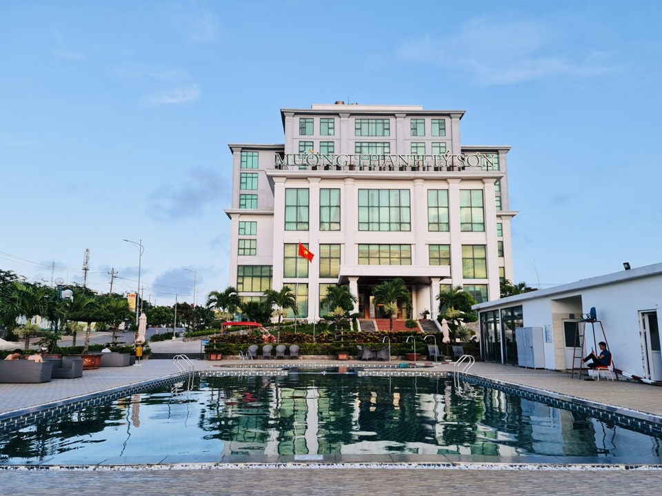 Muong Thanh Ly Son is one of the few 4-star hotels in Quang Ngai.