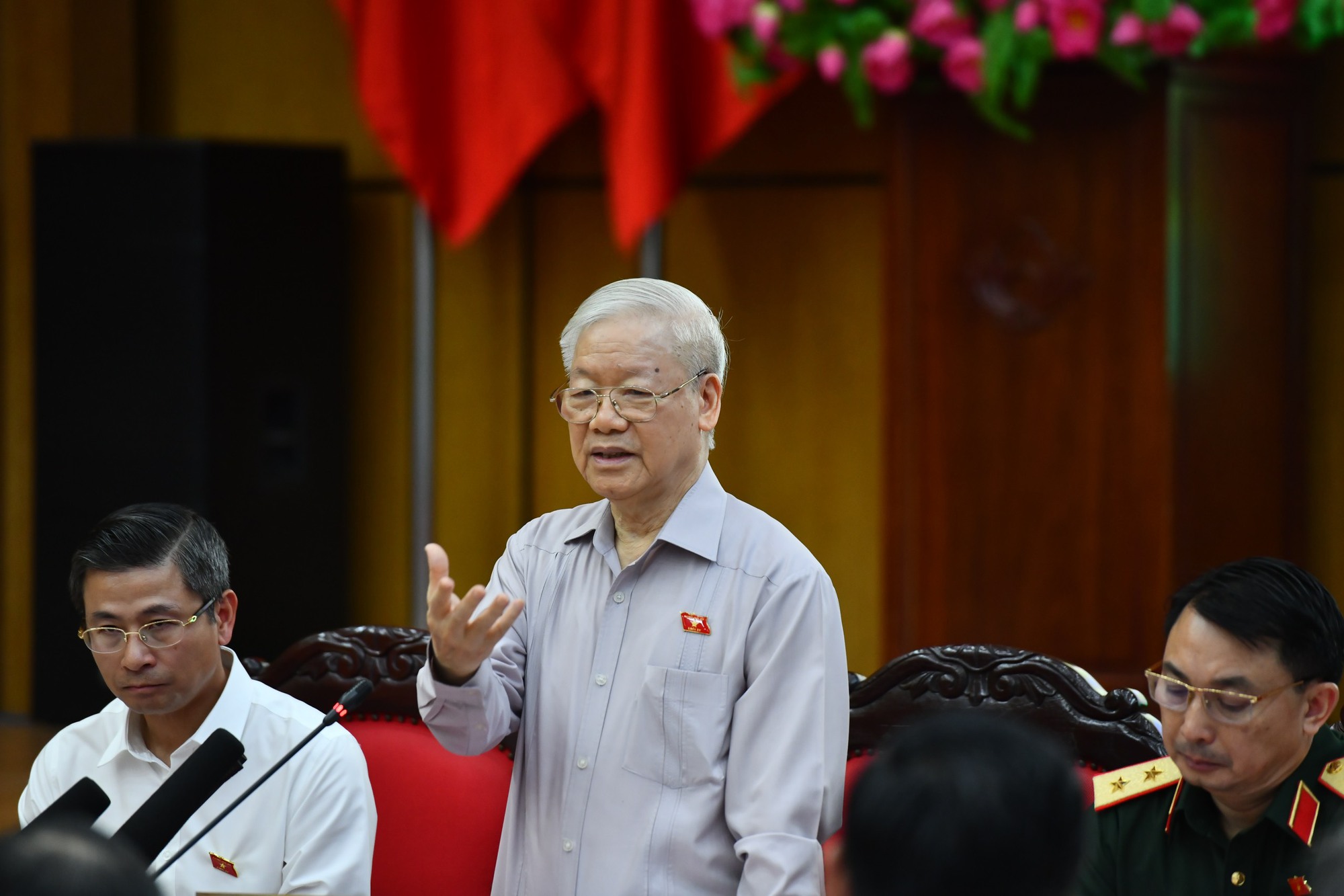 Tổng Bí thư: 'Nếu thấy tay nhúng chàm rồi thì tốt nhất là xin thôi' - Ảnh 3.