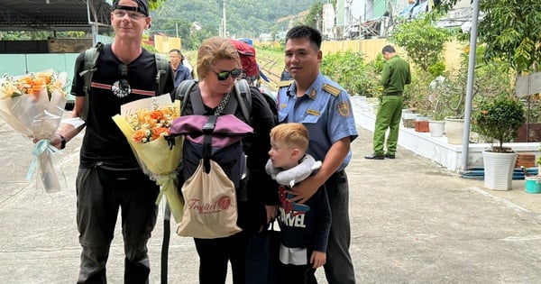 The first guests arrive at Quy Nhon station in 2025