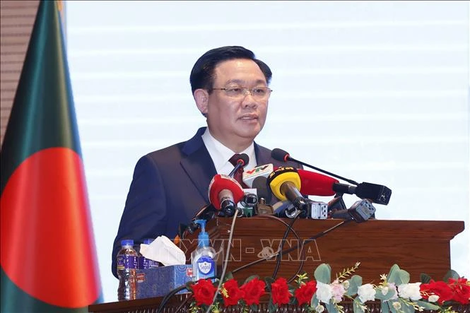 Full text of National Assembly Chairman Vuong Dinh Hue's speech at the Diplomatic Academy of Bangladesh