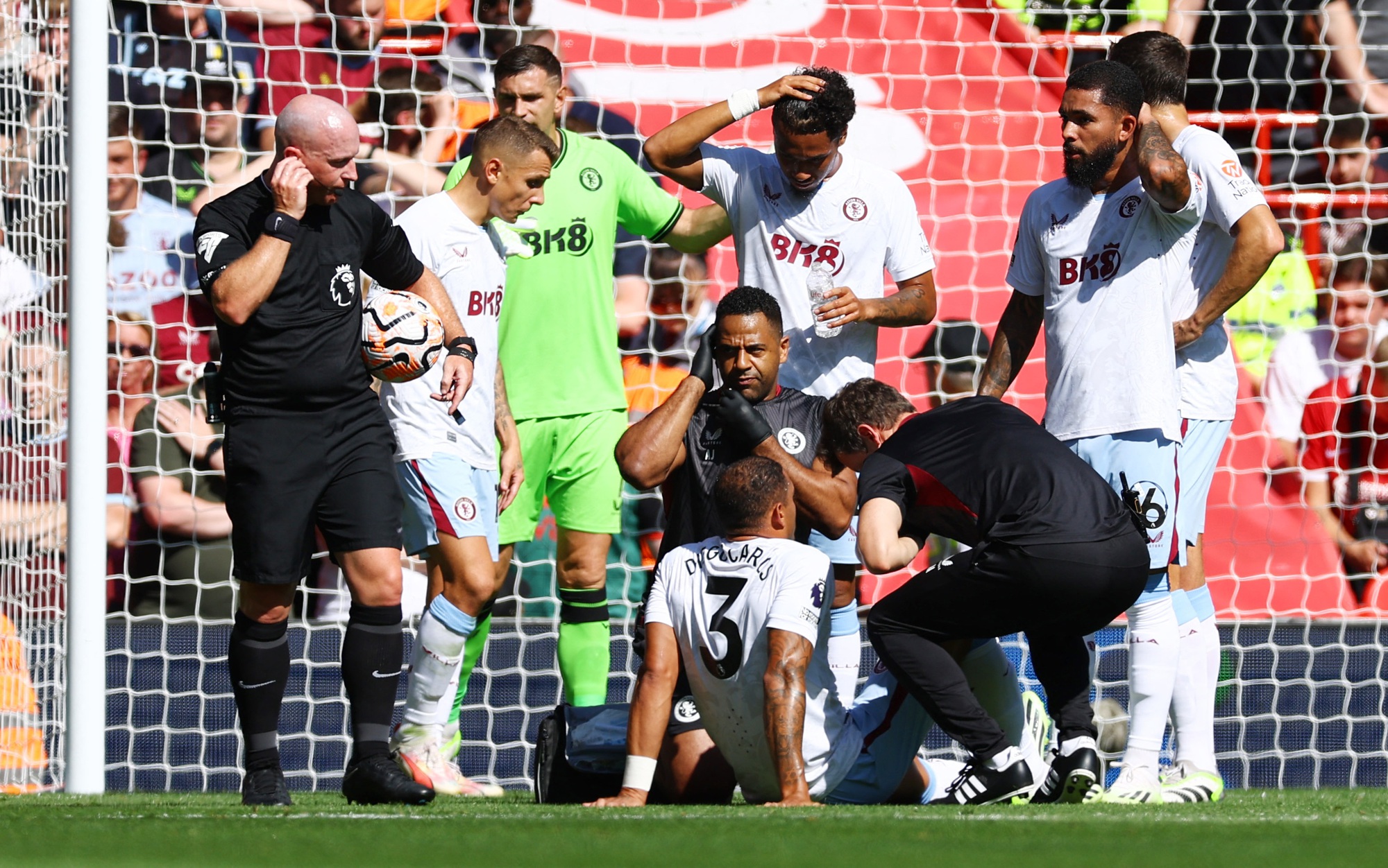  Tân binh Dominik Szoboszlai lập siêu phẩm, Liverpool vào Top 3 Ngoại hạng - Ảnh 3.
