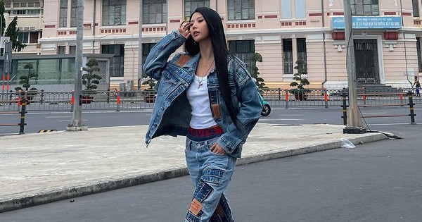 Denim on denim trend is stirring up the early fall days of this year