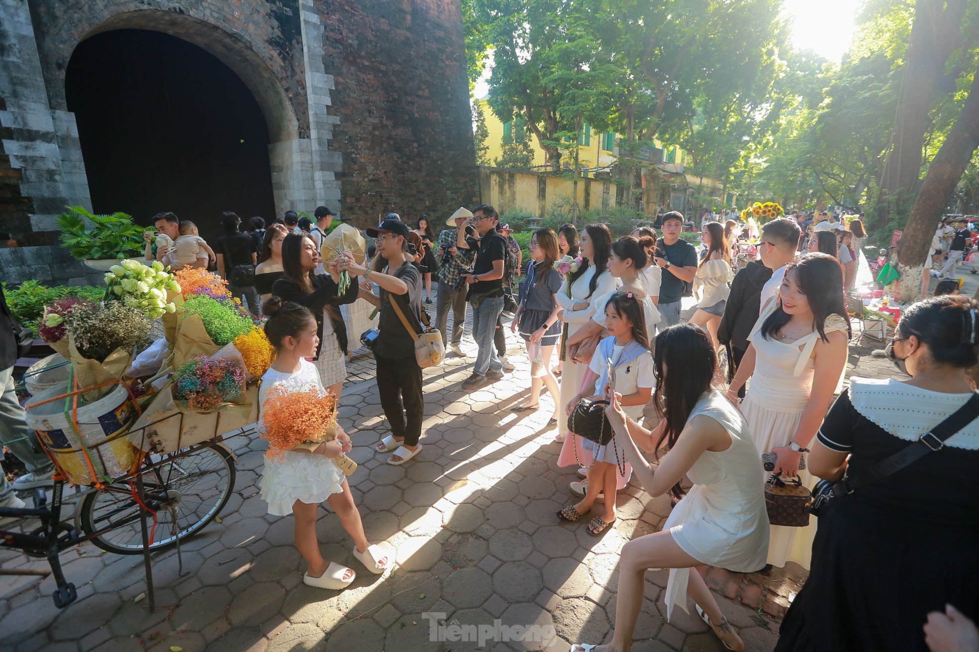 A principios de otoño, la calle más romántica de Hanoi alberga la escena de '1 metro cuadrado, 10 musas' foto 6