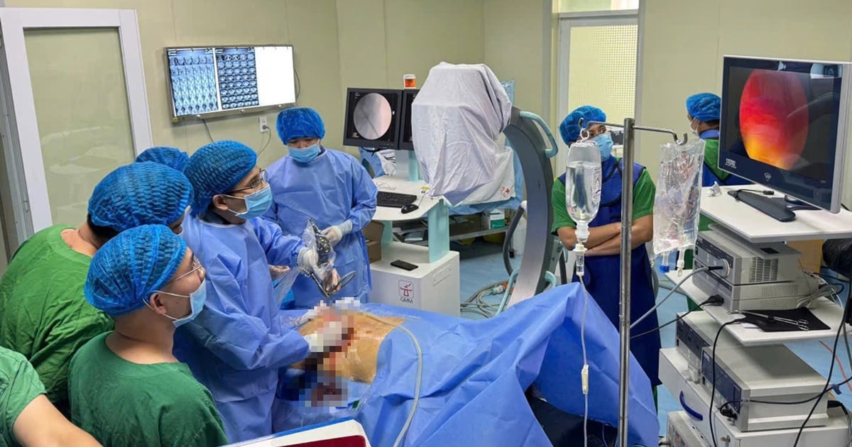 Military Hospital 121 performed percutaneous nephrolithotomy for many patients.