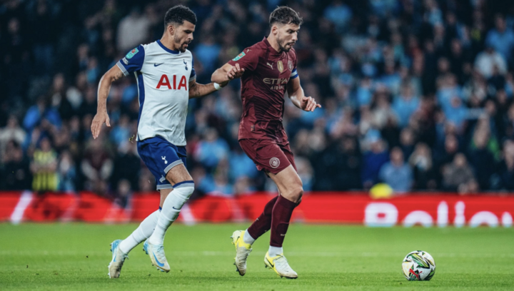 Man city thua trên sân Tottenham.