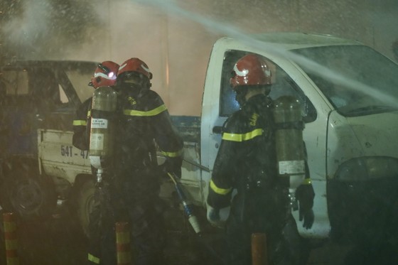 More than 1,279 people participated in a fire drill at the Saigon River Tunnel, photo 6
