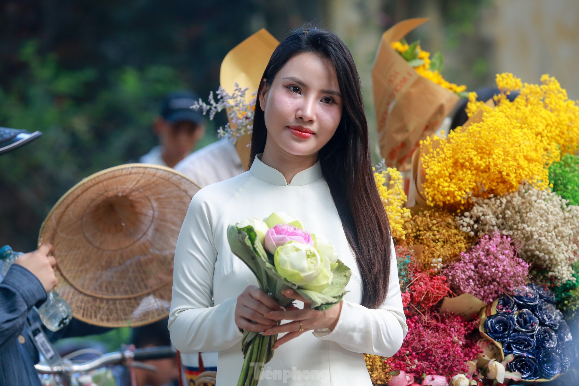 A principios de otoño, la calle más romántica de Hanoi alberga la escena de '1 metro cuadrado, 10 musas' foto 11