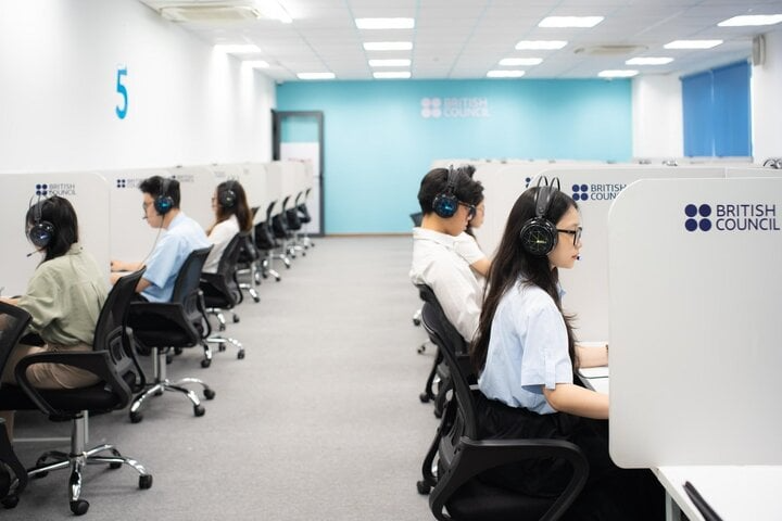 From March 30, IELTS test in Vietnam will be entirely on computer. (Illustration photo)