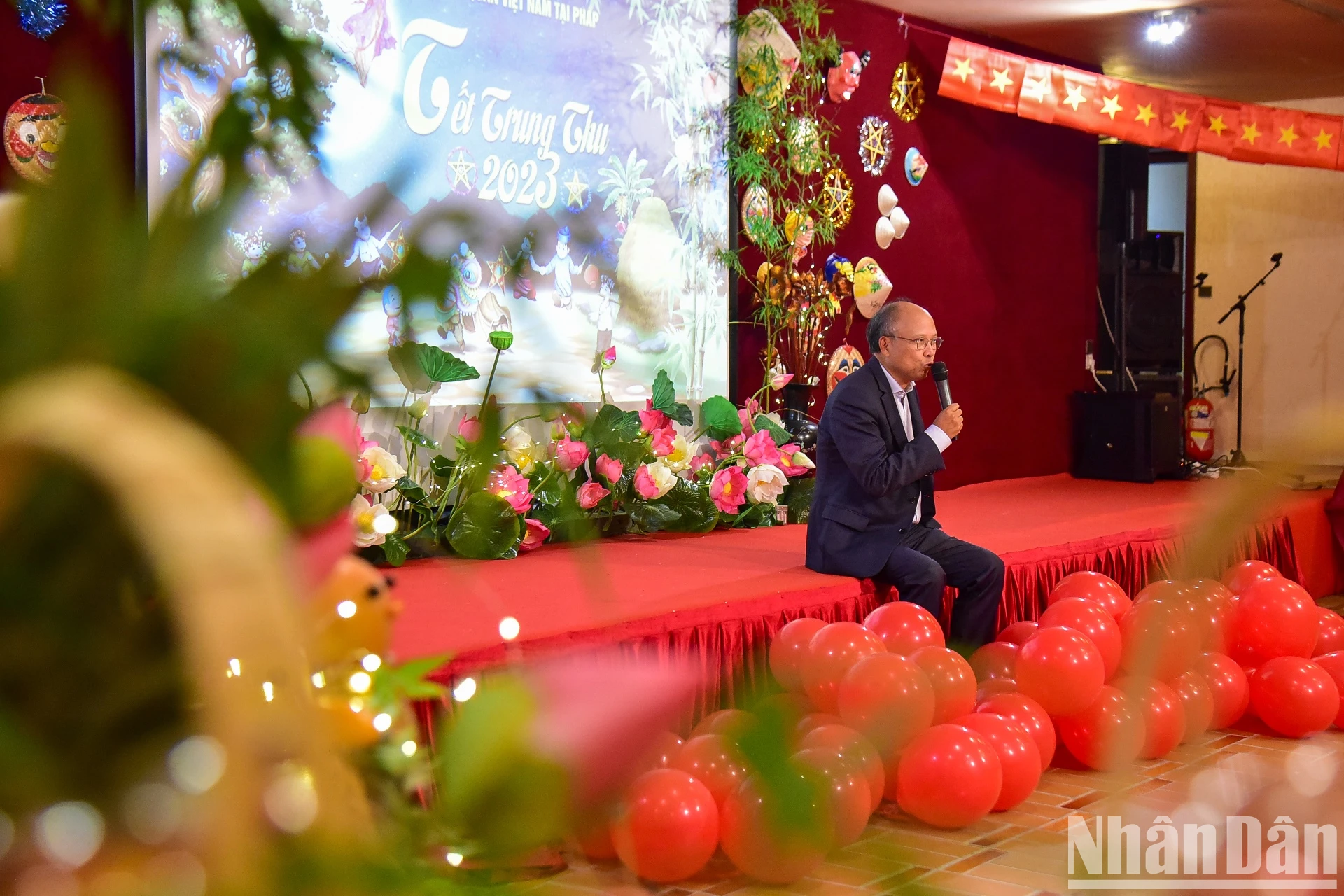 【写真】フランスの暖かい満月祭り写真5