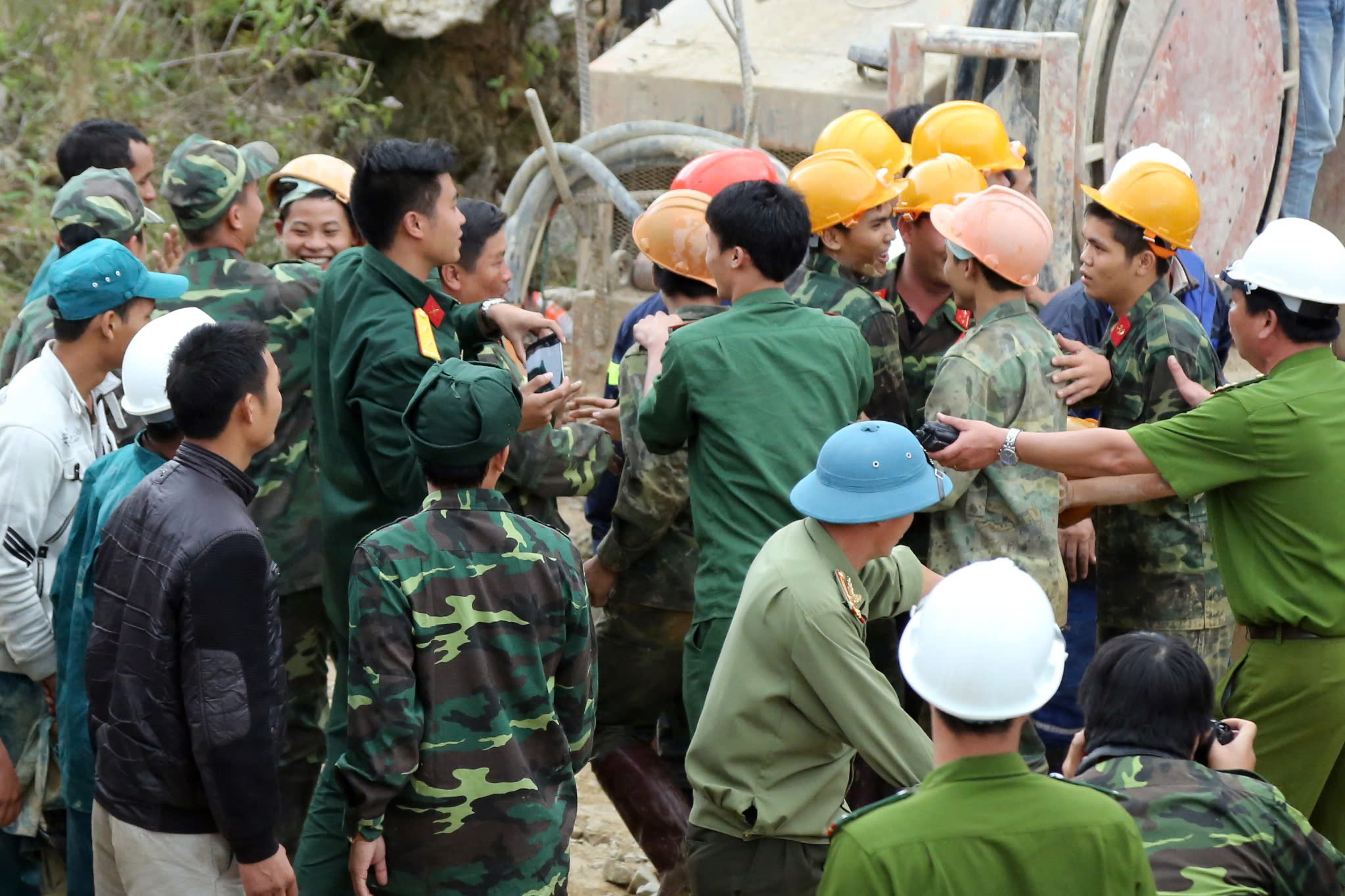 Kỳ tích cứu người của công binh trong vụ sập hầm thủy điện Đạ Dâng - Đạ Chomo- Ảnh 8.