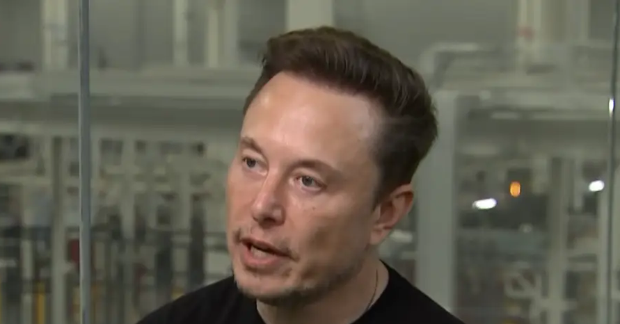 Elon Musk criticado por hipocresía por comentarios sobre trabajo remoto