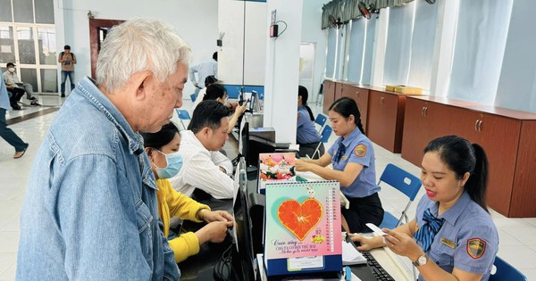 Cambio de tarifas por cambio y devolución de billetes de tren en la línea Norte