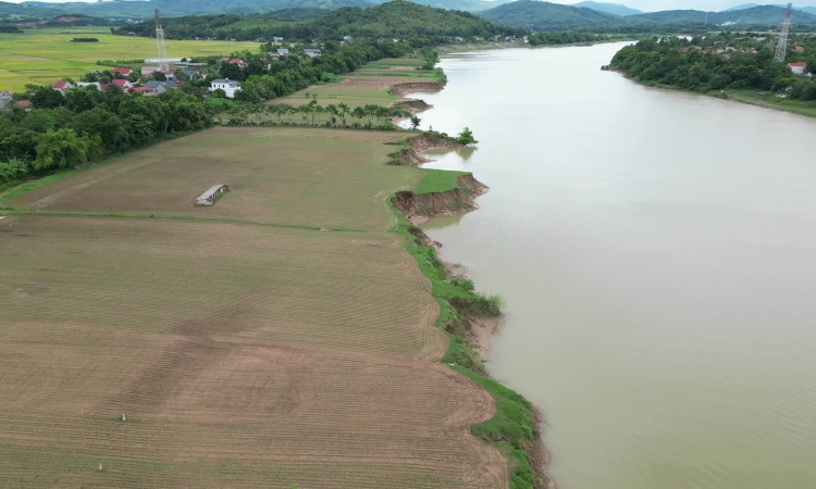 Ma River bank is heavily eroded