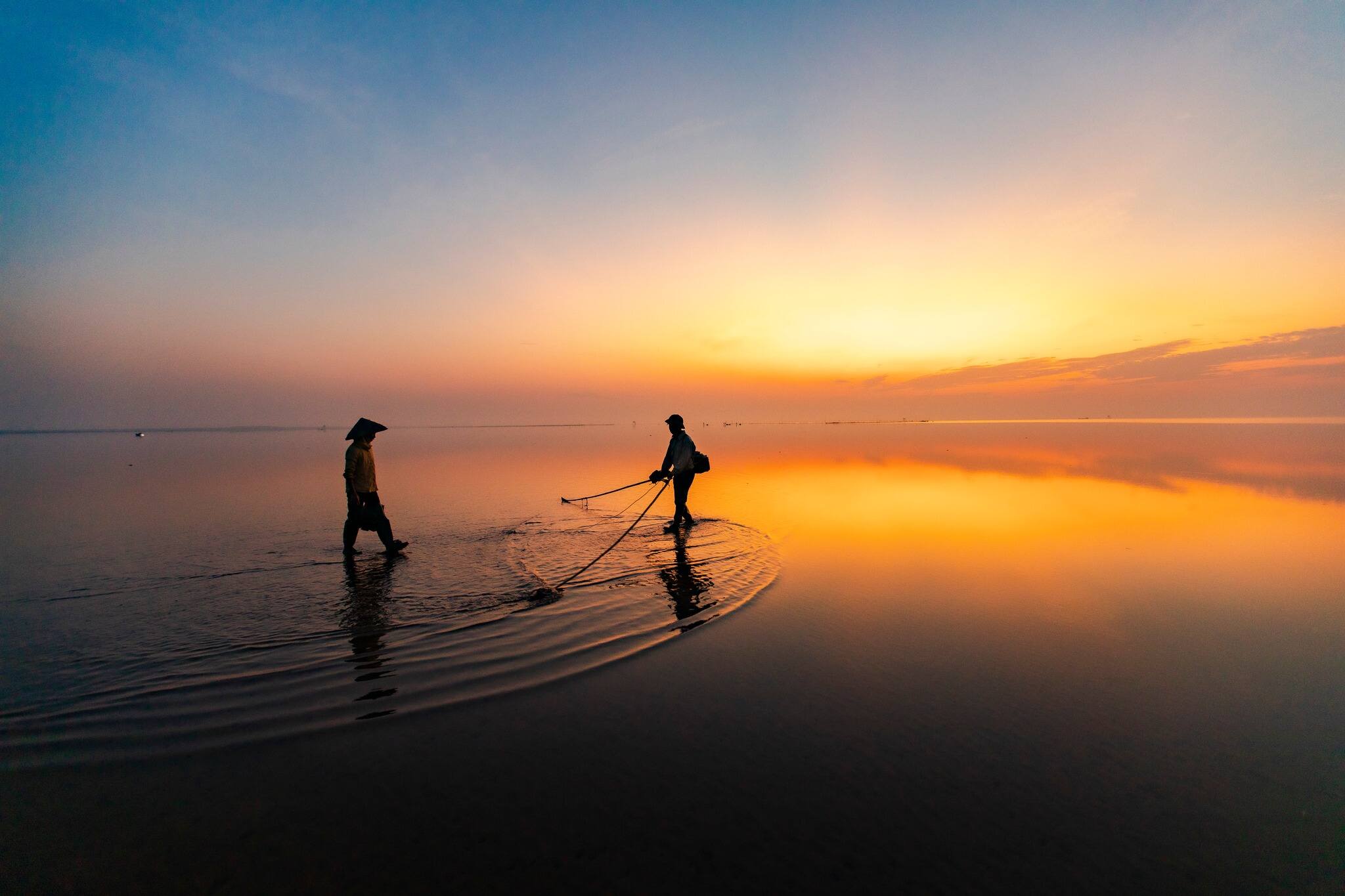 Neben den Stränden Dong Chau oder Vo Cuc gibt es in Thai Binh noch weitere Orte mit ebenso schöner Landschaft wie Con Tien, Con Vanh und Con Den. Insbesondere Con Tien ist ein wunderschöner Strand, aber immer noch sehr wild, nur wenige Touristen kennen ihn.