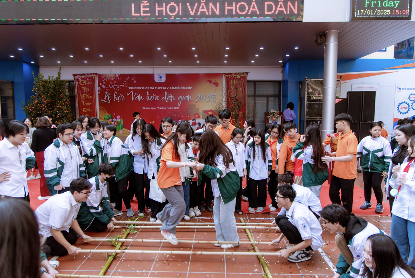 Spreading traditional culture to every student in Hanoi, picture 10