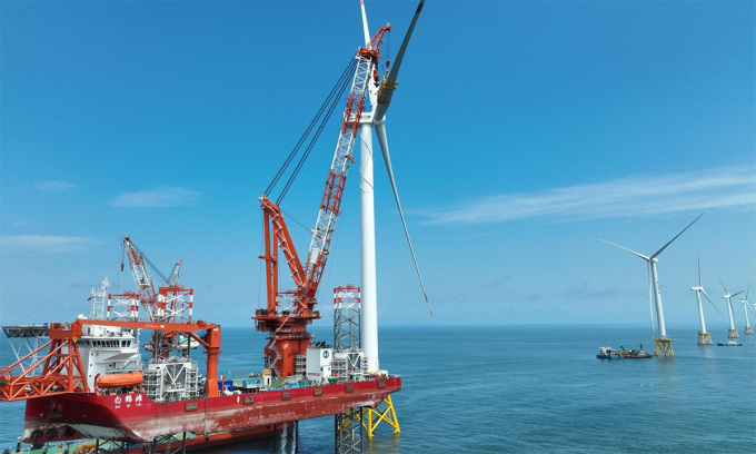 Turbine gió ngoài khơi 16 MW do Trung Quốc tự sản xuất ở ngoài khơi tỉnh Phúc Kiến, đông nam Trung Quốc. Ảnh: CMG