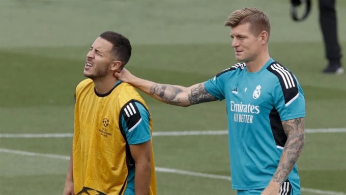 Kroos y Hazard en un entrenamiento con el Real Madrid. Foto: EFE