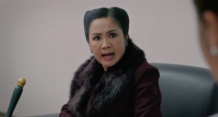 Heart Rescue Station Episode 19: An Nhien 'speechless' when Ms. Lan accuses her in front of the company - 2