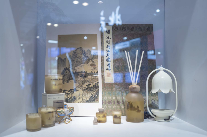2023年5月、上海の店舗で香りのよい製品が販売されている。イラスト写真：VCG