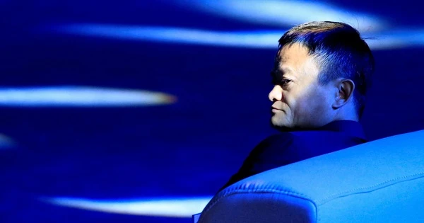 Tỉ phú Jack Ma 'quay xe', không bán cổ phần Alibaba vì giá giảm thấp