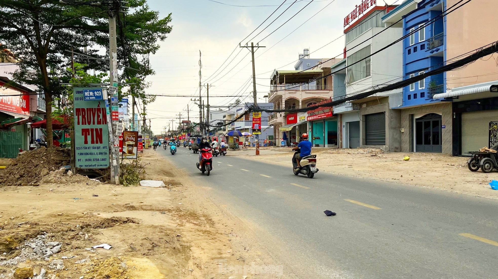 Die „staureiche“ Straße vor den Toren von Ho-Chi-Minh-Stadt wird bis Ende des Jahres erweitert und fertiggestellt, Foto 7