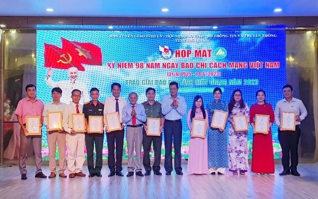 Hội Nhà báo tỉnh Kiên Giang nhận tác phẩm dự Giải báo chí Trần Bạch Đằng năm 2024