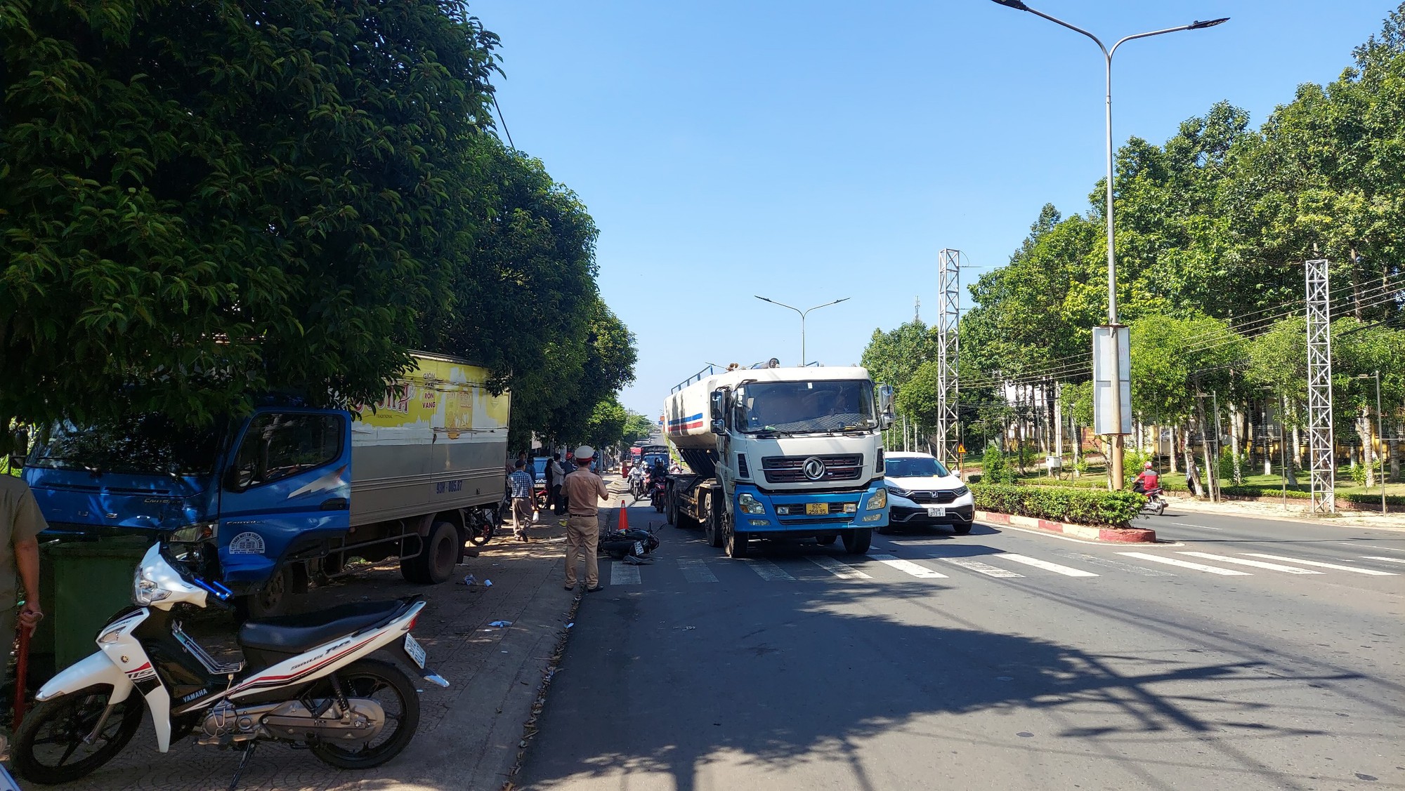 Bình Phước: Tai nạn liên hoàn giữa 4 ô tô và xe máy - Ảnh 3.