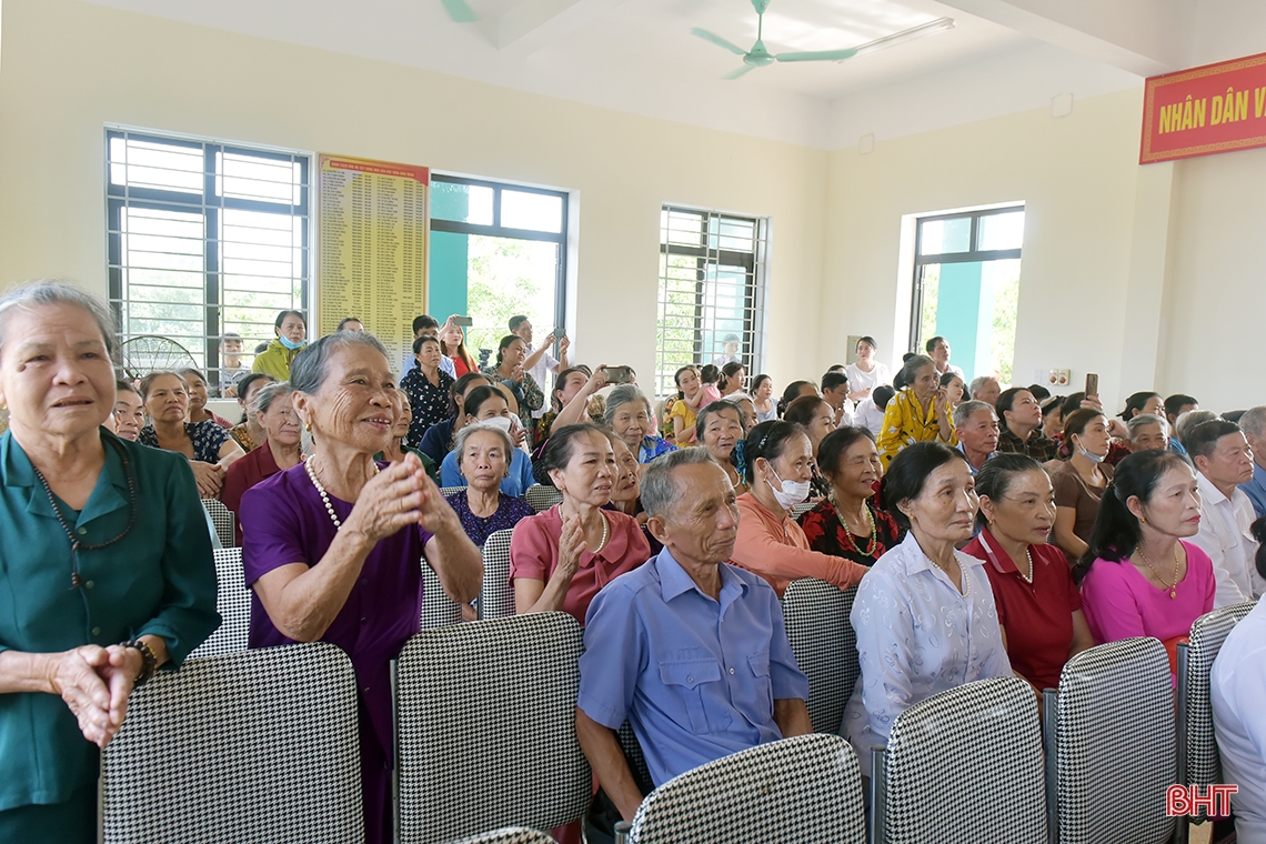 BIDV donates 2 more flood shelters to Ha Tinh