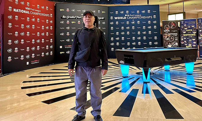 Cơ thủ Đặng Hoàng Huy tại chuỗi giải pool ở Las Vegas, Mỹ, tháng 2/2024. Ảnh: NVCC