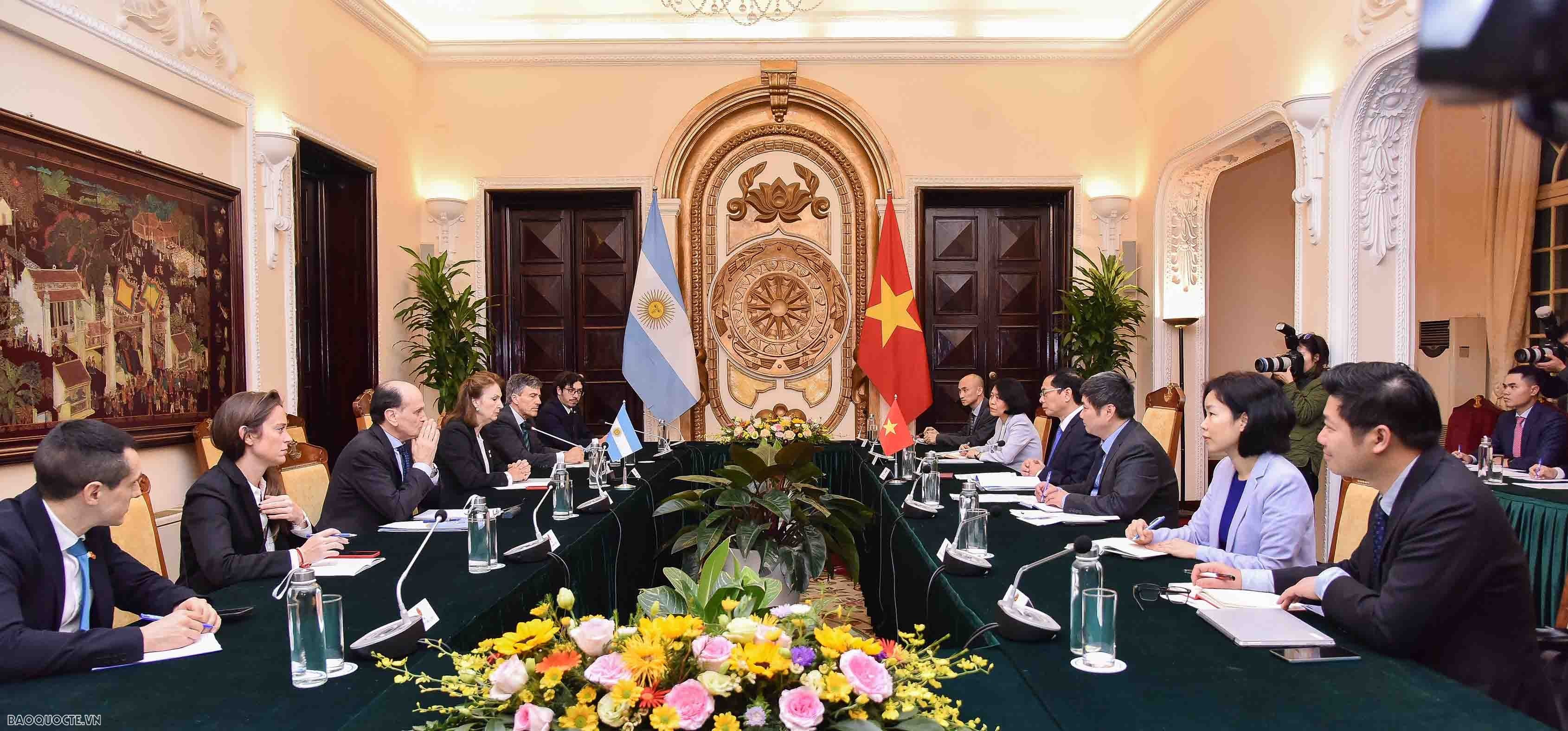 Renforcement de la coopération bilatérale entre le Vietnam et l’Argentine