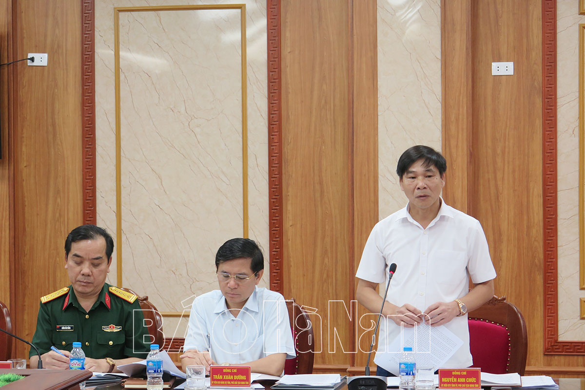 Das Parteikomitee der Provinz Ha Nam führt 2023 Verteidigungsübungen in der Provinz durch