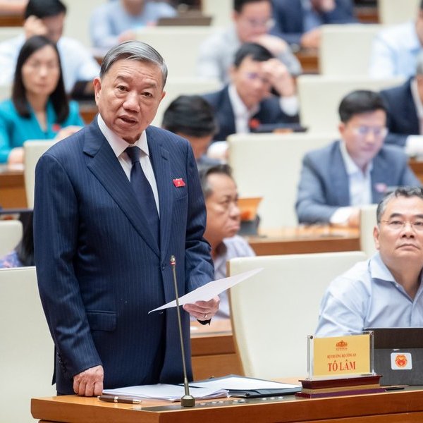 Ma túy len lỏi trường học với tên mỹ miều “tem giấy”, “trà sữa"