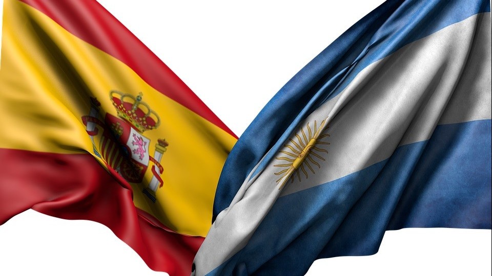 Putting aside diplomatic tensions, Spain and Argentina are on good terms again