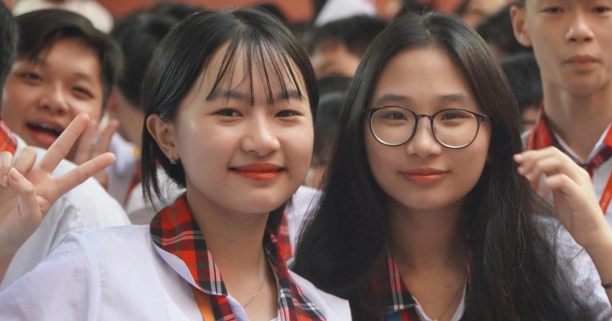 Students in grades 6-9 in Ho Chi Minh City are exempted from tuition fees for the 2024-2025 school year