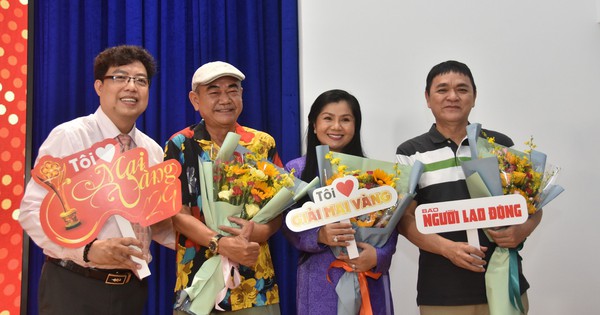 Rencontrez des artistes célèbres qui ont remporté le 4e Golden Apricot Award : Viet Anh, Tu Suong, Quoc Thao... rassemblez-vous ! | Abricot jaune | Abricot jaune