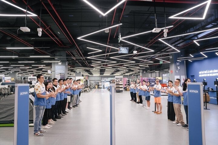 Las tiendas Decathlon varían en tamaño desde 1.500 hasta 3.000 m².