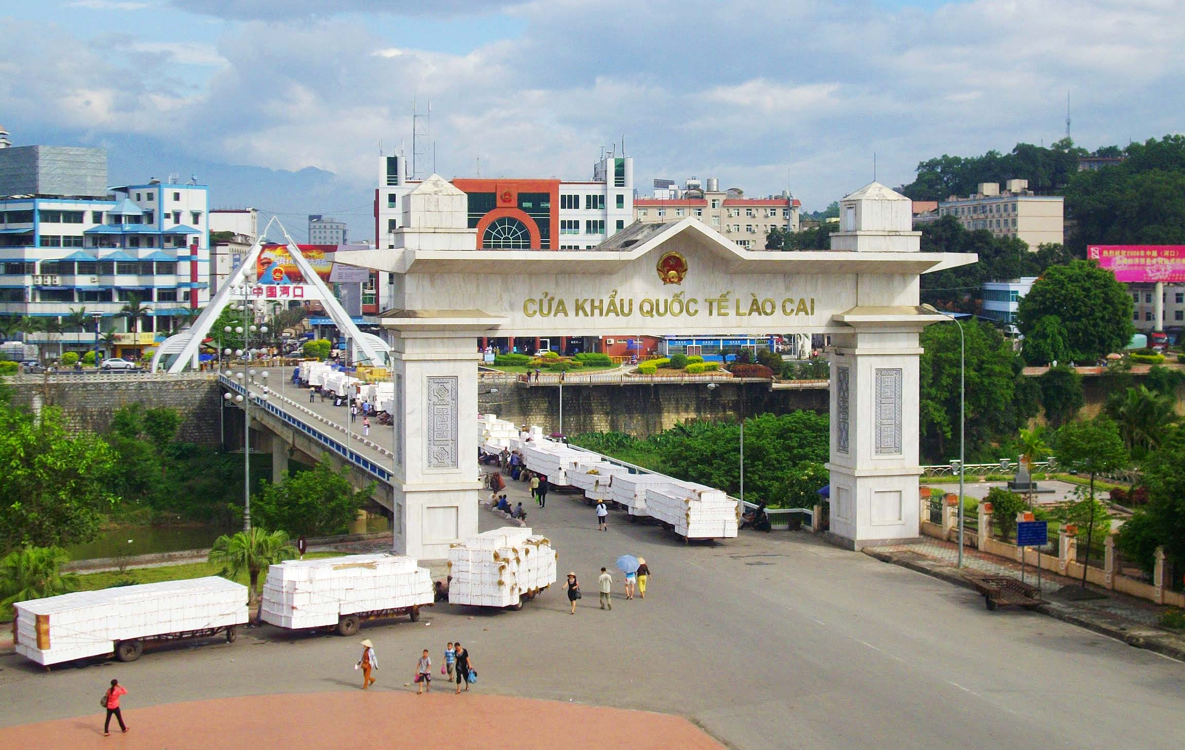 Lộ trình đưa Lào Cai trở thành đầu mối kết nối giao thông, kinh tế với ASEAN, Trung Quốc- Ảnh 1.