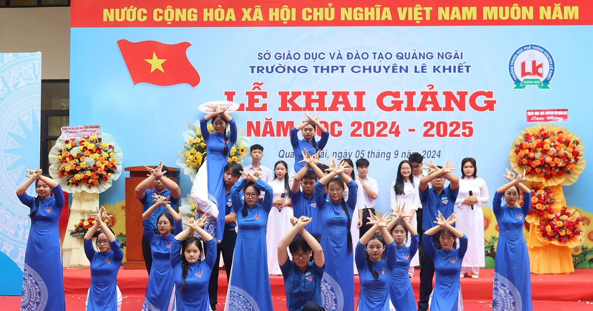 Quang Ngai Provincial Leaders Attend Opening Ceremony of New School Year 2024-2025