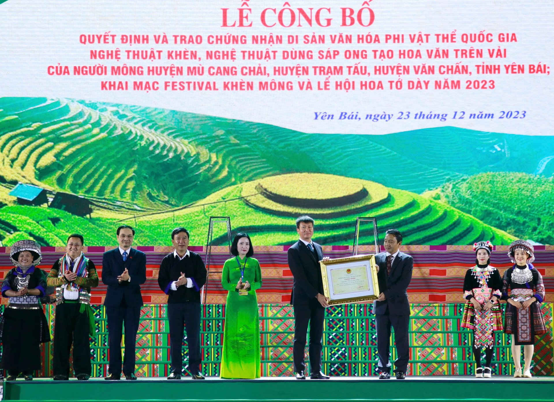 Yen Bai opens the 2023 Mong Panpipe Performance Festival and To Day Flower Festival