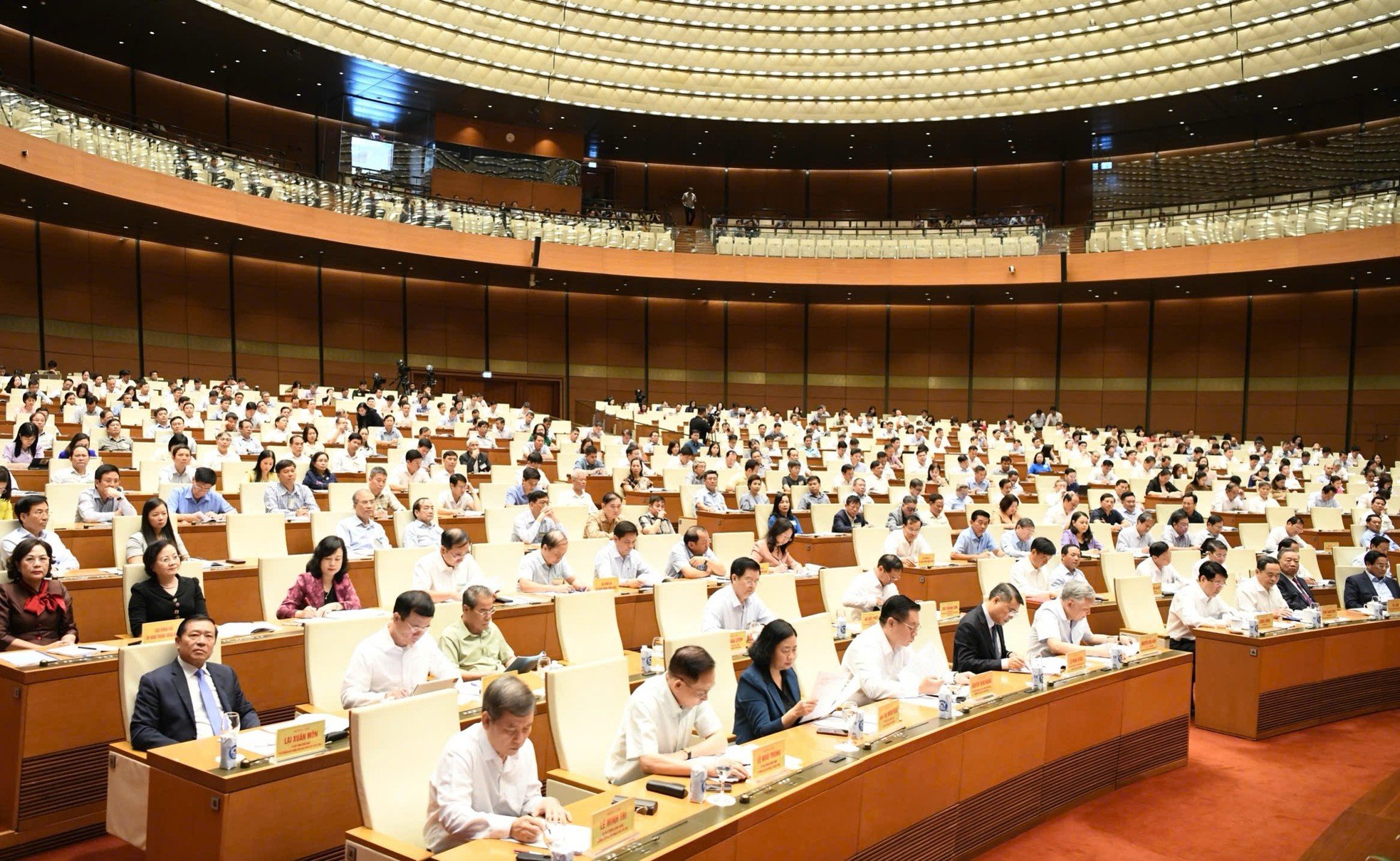 Party and State leaders attend conference to disseminate Resolution of Central Conference 10 photo 5