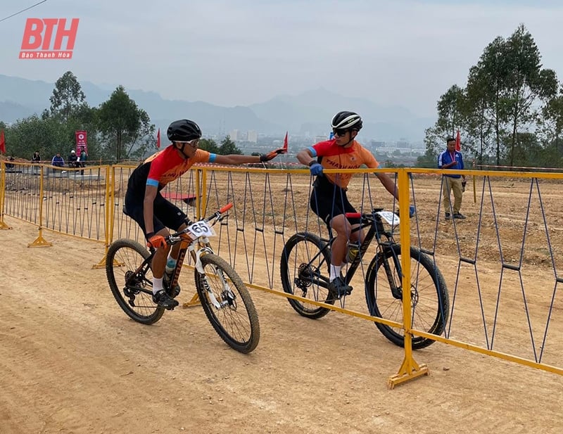 Athlete Nguyen Van Lam of Thanh Hoa won the Short Distance Mountain Bike Race - Federation Cup 2023