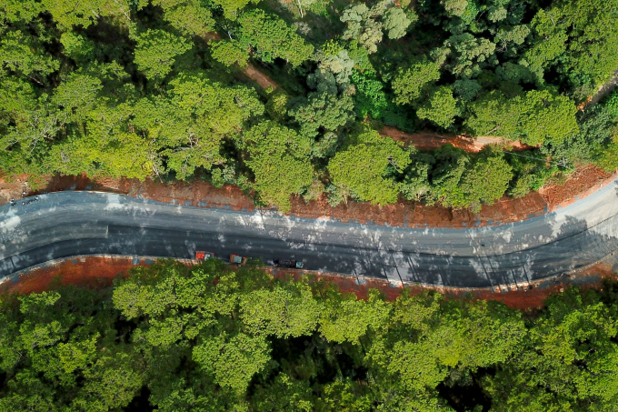 Une partie du col a été élargie en août. Photo : Hai Dang