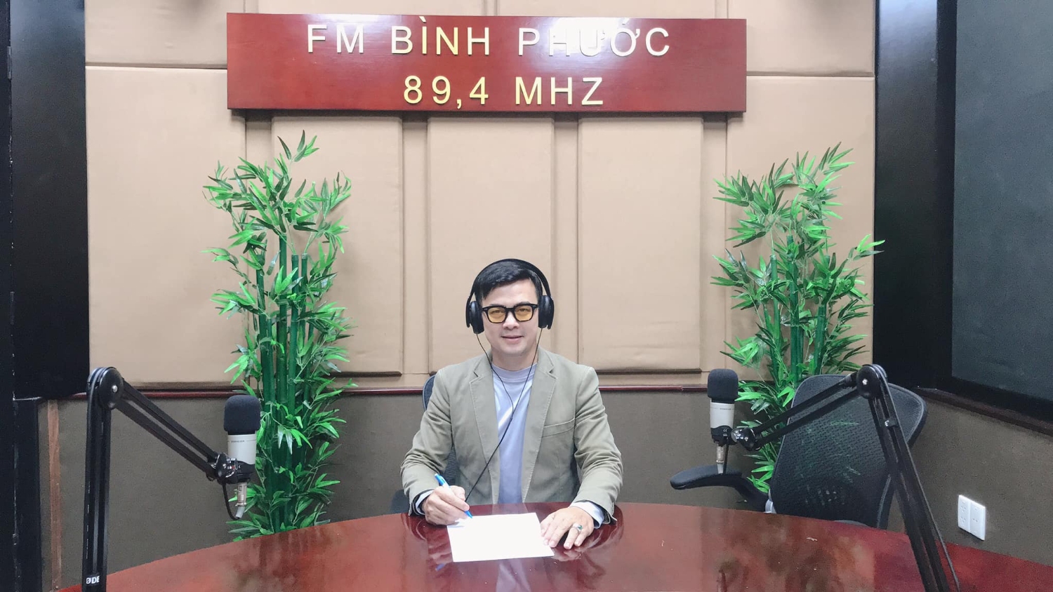 Tác giả ca khúc 'Thương lắm miền Trung ơi' được Anh Thơ hát triệu view là ai? - Ảnh 1.