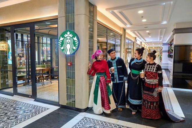 Starbucks đã có mặt tại Sun Plaza – điểm checkin nổi tiếng của Sa Pa