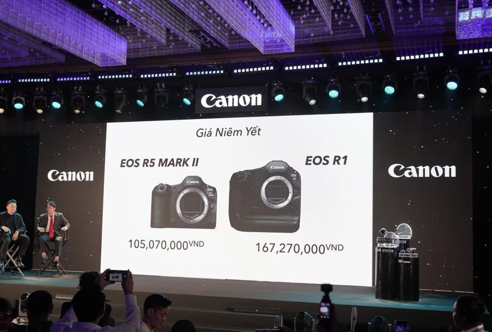 Canon anuncia los precios de las EOS R1 y EOS R5