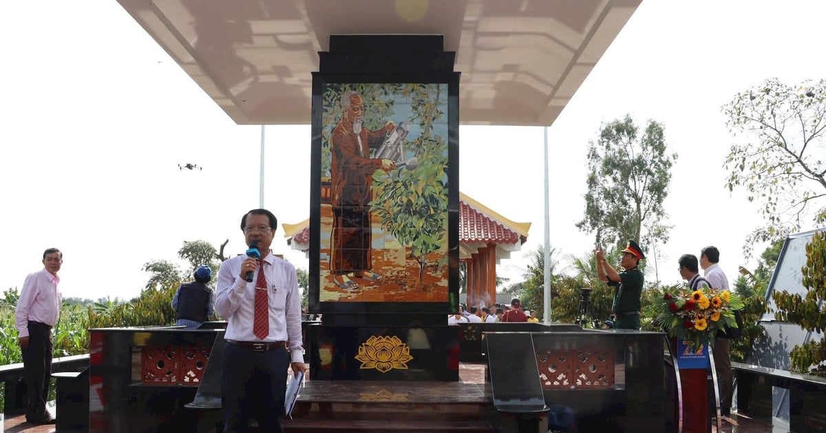 Inauguration of the memorial stele of Uncle Ho with the Southern milk fruit tree