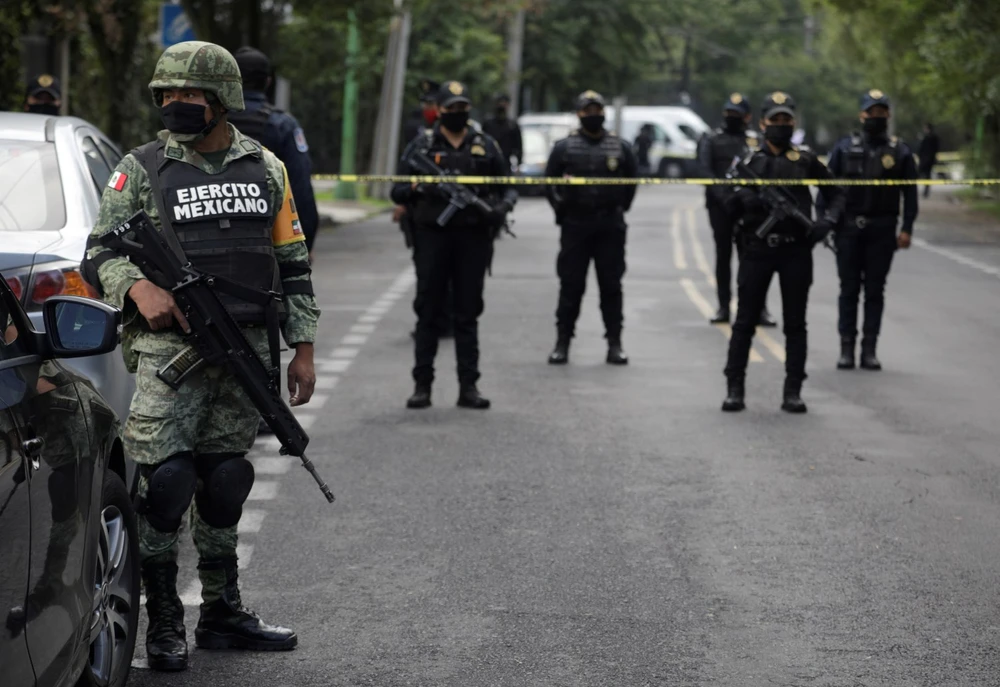 Mexikanische Polizei bewacht Mexiko-Stadt. Foto: REUTERS
