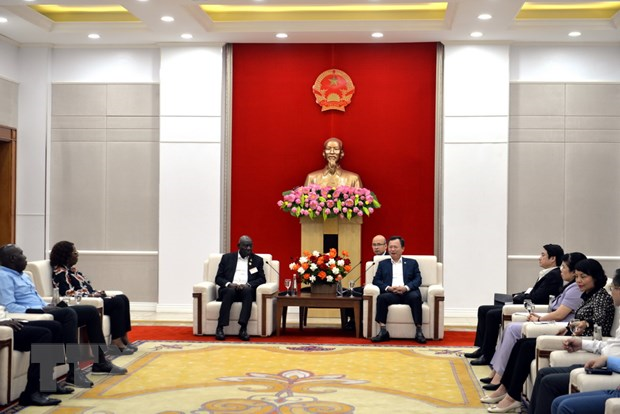 Visite de courtoisie d'une délégation de l'Assemblée nationale de Côte d'Ivoire à Quang Ninh